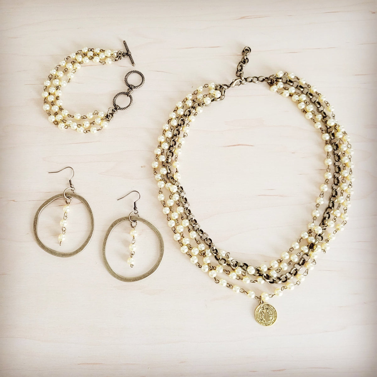 **Champagne Pearl Beaded Collar Necklace w/ Pendant 263x