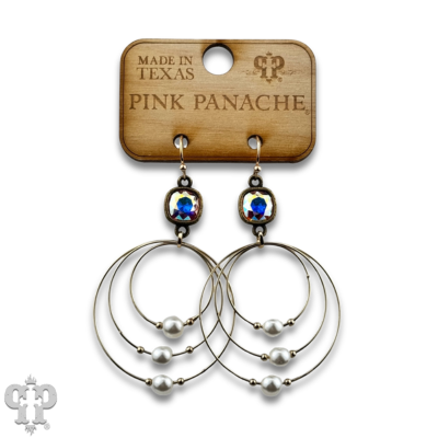 Pearl bead circle earring with crystals from Swarovski®