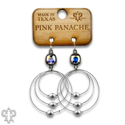Pearl bead circle earring with crystals from Swarovski®
