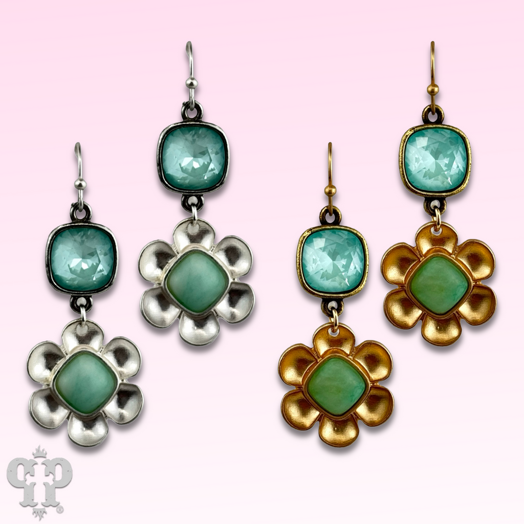 Stone center flower earring with crystals from Swarovski®
