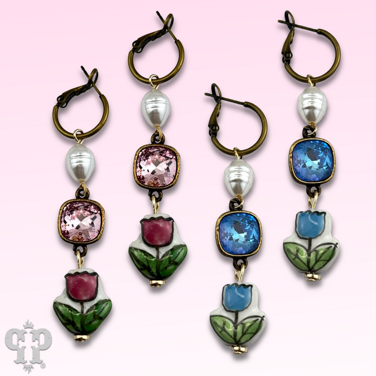 Ceramic flower charm earring with crystals from Swarovski®