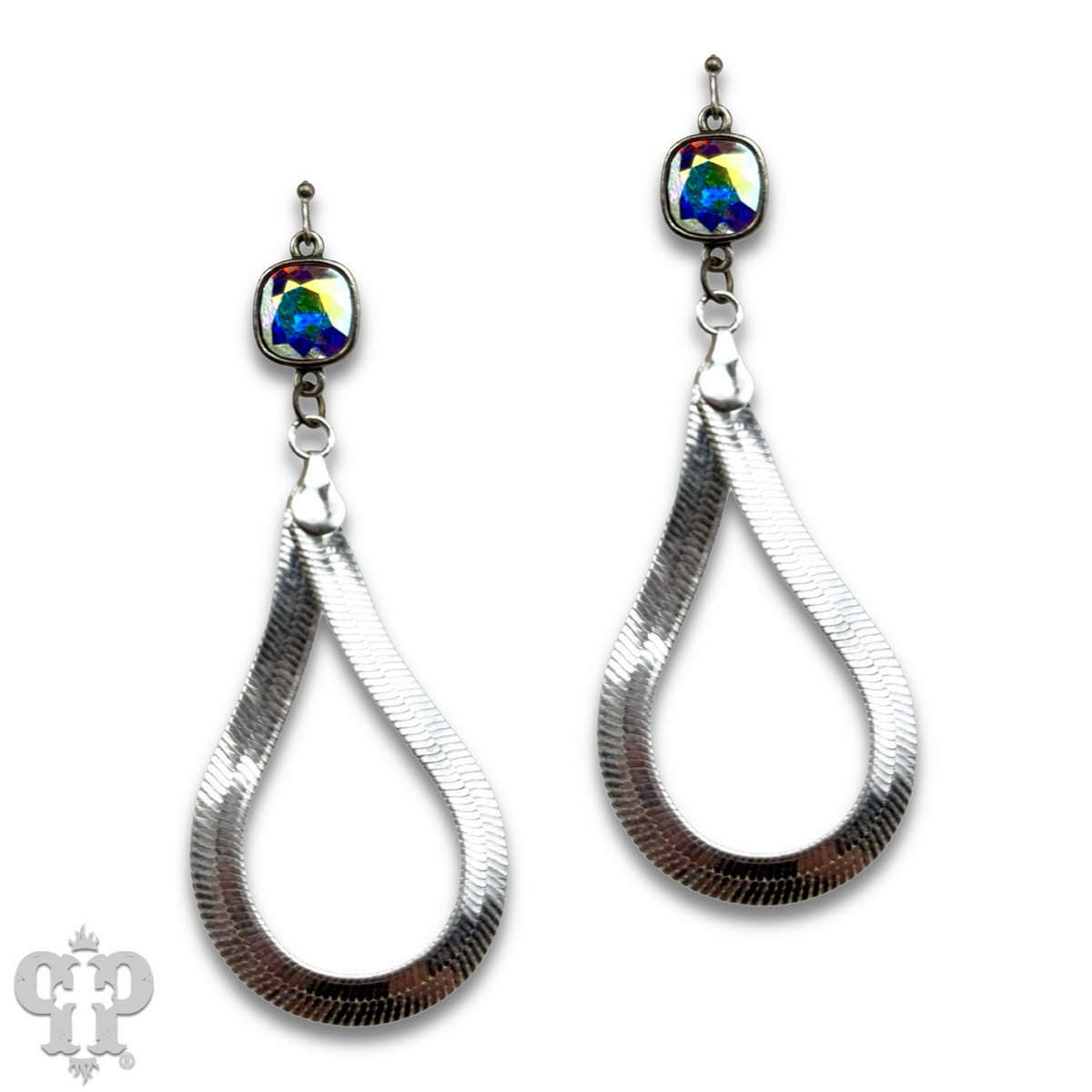 Snake chain teardrop earring with crystals from Swarovski®